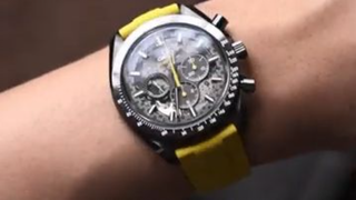 y2mate.com - JU Overseas FKM Rubber Strap on Omega Speedmaster Dark Dide of the