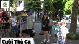 (Phần 4) Ra Phố Đi Bộ Câu Cá Trên Bờ :) #Prank