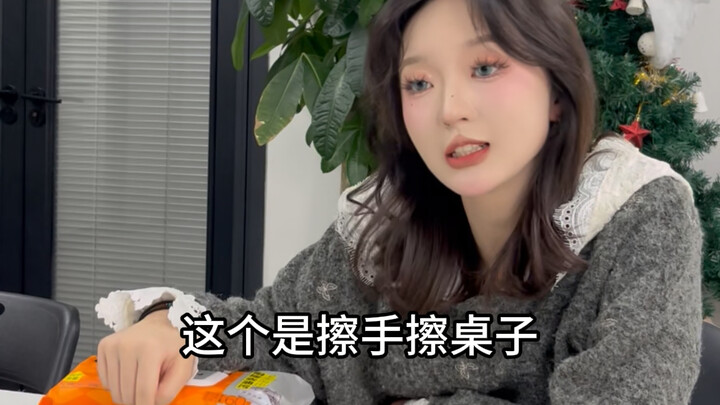 Tại sao bây giờ quần áo nào cũng phải bán đặt trước…?