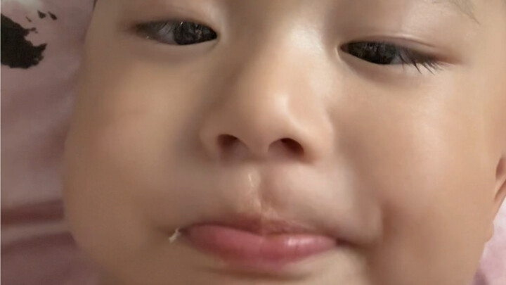 A Casual Mukbang (Two-Day-Old Cold, Stuffy Nose Edition)