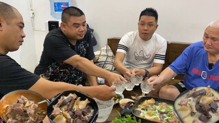 Lẩu Bò Tảng Miếng Bò Siêu To Cùng Gia Đình