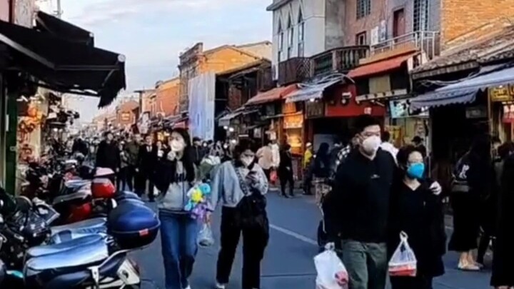 有时候台湾人讲的话真的听不明白啊，哈哈哈哈哈哈哈。