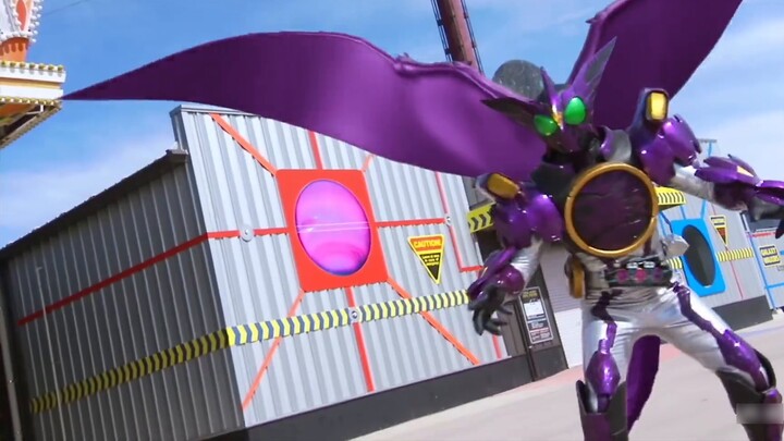 OOO 10th Anniversary Theatrical Edition, the current dinosaur team-up VS the previous dinosaur team-