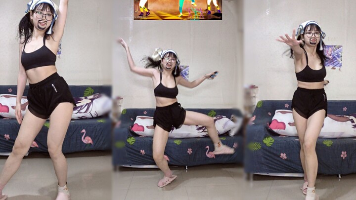 Why are there still people cosplaying the peasants dancing in Landlord?