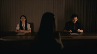 Mengapa dia begitu menyukai orang asing?