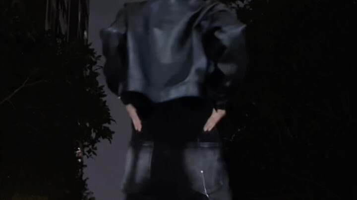 เต้นยังไงก็ไม่ดูโทรม แถมใส่กระเป๋าทีเดียวยังลำบากกว่าอีก