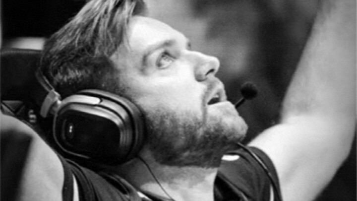 لا يمكنك الحصول على أهلية تحدي هذين الاثنين إلا إذا تجاوزت حدود الإنسان.