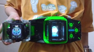 第一次玩腰带的女孩子╭(╯ε╰)╮