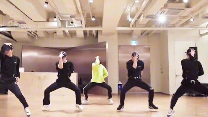 ใครยังไม่ได้ดูยุนอาเต้นเพลง “Very Nice” บ้าง? เสียงก้าวเท้าช่างเป๊ะขนาดนี้เลยเหรอ!