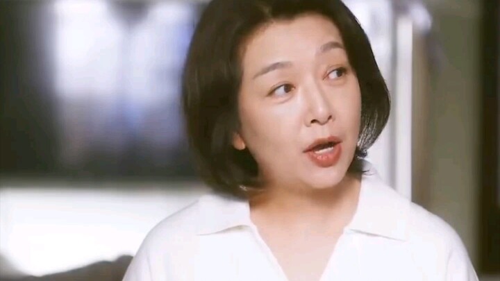 Traditional Chinese medicine families take the pulse before eating every day.