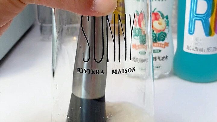 Leci Berbusa Sedikit Mabuk