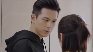 Lý Hiện là diễn viên kém may mắn nhất. Sau thành công vang dội vào năm 2019, anh đã tham gia 3 bộ ph
