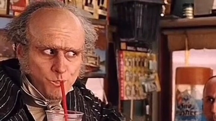 Jim Carrey, bạn đã biến thành tro bụi và tôi đã biết bạn rồi O_o Hãy nói rằng, bạn không thể mở cửa 