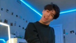 EVERGLOW PIRATE TikTok CHALLENGE Attic pirate international version TikTok challenge