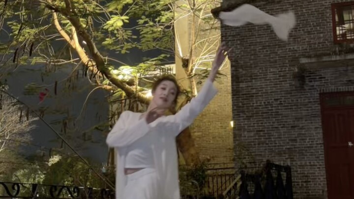 【หลี่จื่อซวน】เพลง “ดอกไม้ไฟจางง่าย” ฉบับคัฟเวอร์