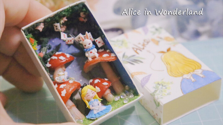 [Resin Clay] Miniature Scene Of Alice In Wonderland