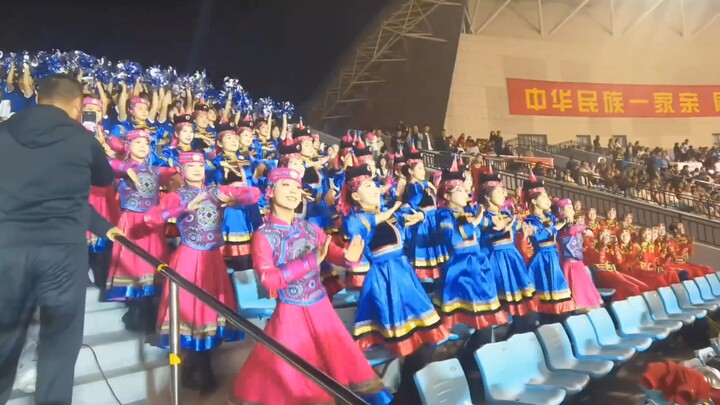 This Inner Mongolian cheer squad really knocks it out of the park, way better than the Northeast’s!