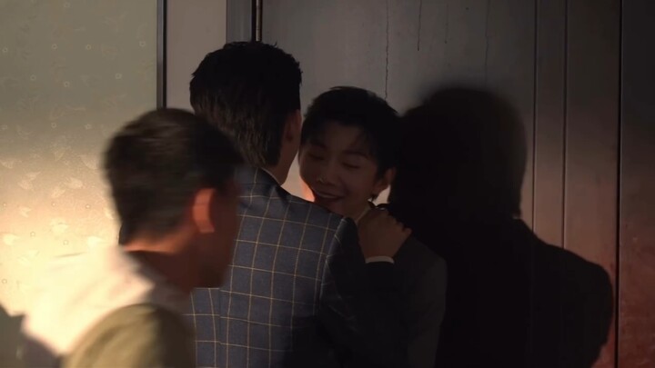 [Yun Yi] New Bloopers from the Kiss Scene! A Fresh Perspective on the Kiss—How Many Takes Did They R