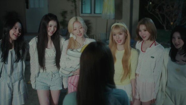 Teaser hồi sinh của Hearts2Hearts đã được công bố