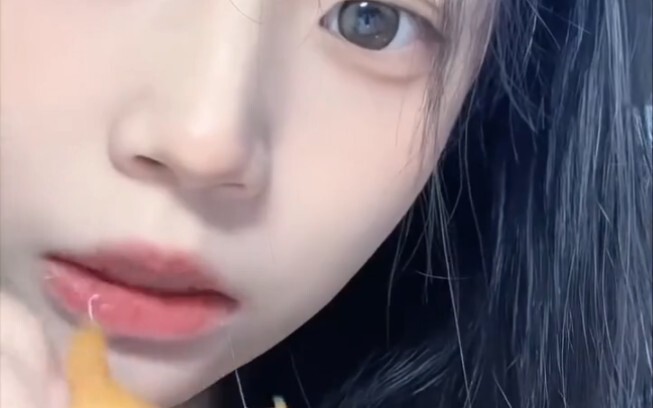 Xin lỗi, bị kéo sợi rồi nè!