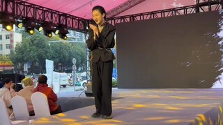 【束澜】苍蝇【漫展现场片段】点击观看我在评委脸上阴暗地爬行（