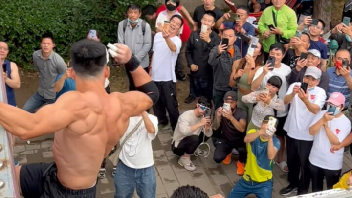 人一辈子就活那么几个瞬间