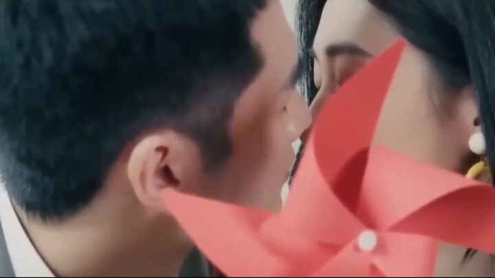 แพทย์หญิงข้ามมิติเข้าร่างหญิงซื่อ ใช้ปัญญาโค่นอำนาจ กลายเป็นชายาเอกหนึ่งเดียวของ