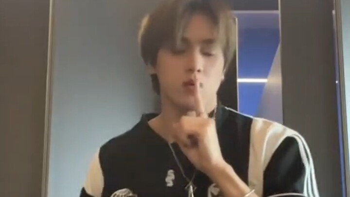 Some cool and handsome dance videos from smart