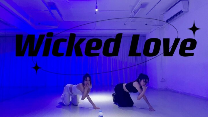 Phòng tập làm lại điệu nhảy Wicked Love Couple Choi Ye-na Điệu nhảy chính thứ hai của Yena trong một