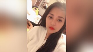 Trả thù quả hôn hôm qua nhá anh em:)). Kkknaotacungchill funny cười tát yêu baby  hôn kiss