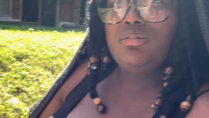 น้องสาวฉันแอบไปเที่ยวจีนกับเขาสองคนโดยไม่บอกฉันใช่ไหมนะ?