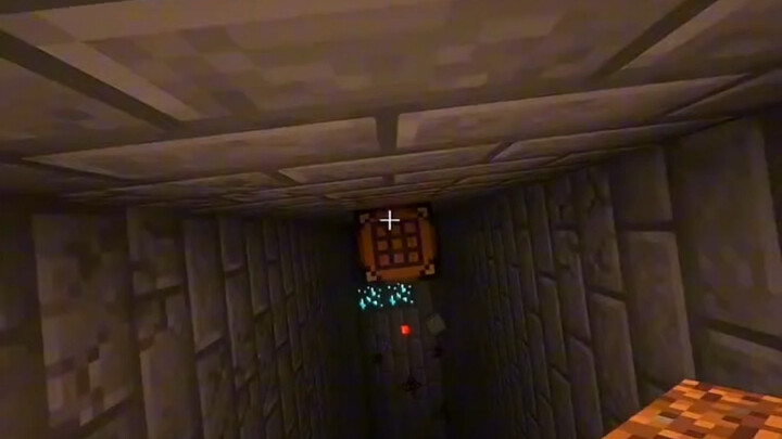 Gì mà ồn ào thế?