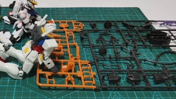 [Stop-motion animation] Gundam assembling RG Yang electromagnetic gun