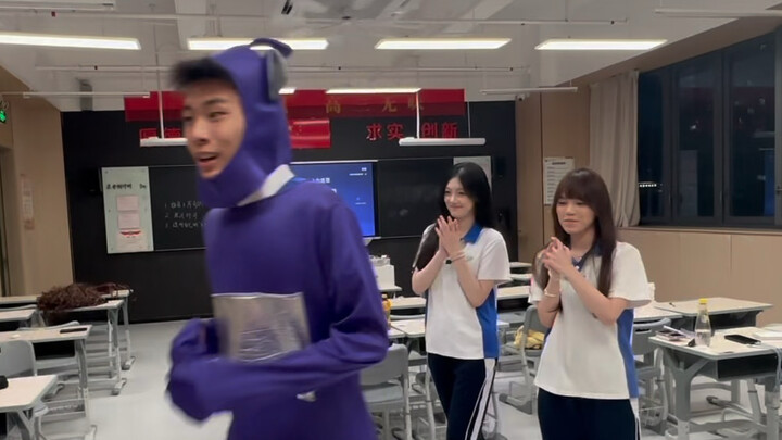 Đuổi kịp tôi là tôi cho luôn cả mạng đấy nhé～