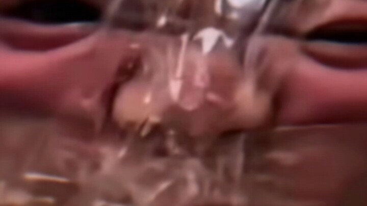 Người kiểm duyệt trên Dark Web đã tự sát