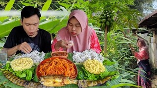 Menu Warisan.. Oseng Pedas Manis GEDANG NGORA, PETE Bakar, Bandeng Isi Daun Sampeu, ROAY, Sambel