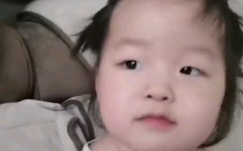 คุณแม่ยุค 90s โชว์การเลี้ยงลูกแบบกลับด้าน ลูกน้อยน่าเอ็นดู: คุณแม่ยุคนี้เลี้ยงยากจริงๆ