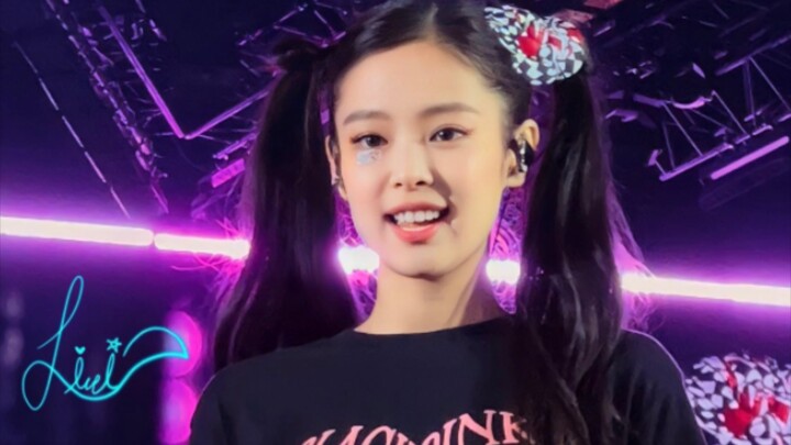 Jennie who can control fireworks and streamers!