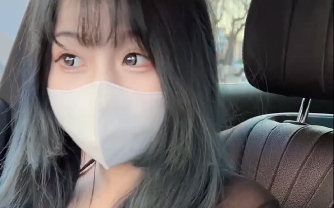 เมื่อสาวสวยขึ้นรถเมล์ผิดสาย