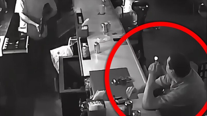 The Coolest Guy on the Internet—Even the Robber’s Speechless!