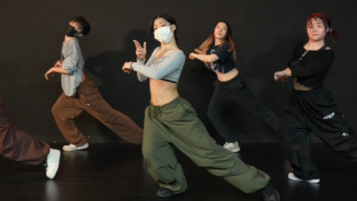 Cardboard Box - Pu Pu Choreography