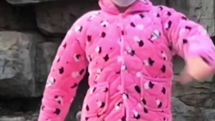 Wearing flowery pajamas and dancing say my name—ANS Funny dance also known as—How to grow fat, wash 