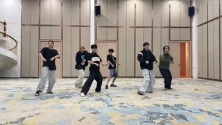 创居然还有这么强的练习室生唱？？？