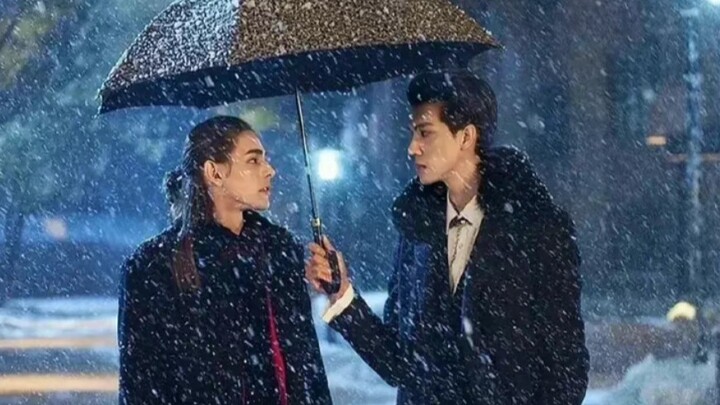 Thừa nhận đi, cậu chỉ muốn hy sinh chị thôi mà, đúng là chị Bối nhìn rõ thật.