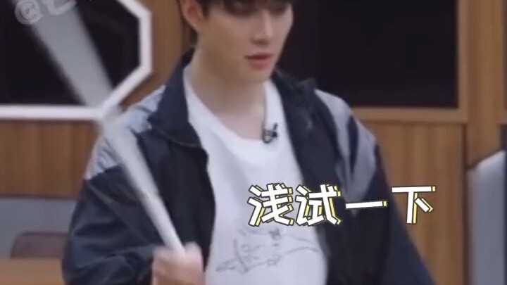 พี่ๆ ทั้งหลาย: แค่ลดเวลาวิ่งลงสักหนึ่งวินาที ก็ถือเป็นการไม่ให้เกียรติไมค์แล้ว【พี่ชายผู้ฟันฝ่าอุปสรร