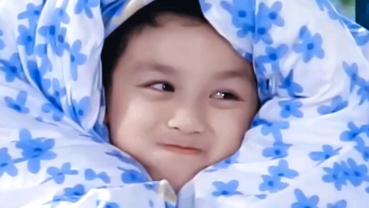 الابن الذي ترعرع منذ الصغر تحوّل إلى المهاجم الأكبر في عالم الترفيه الداخلي!!!