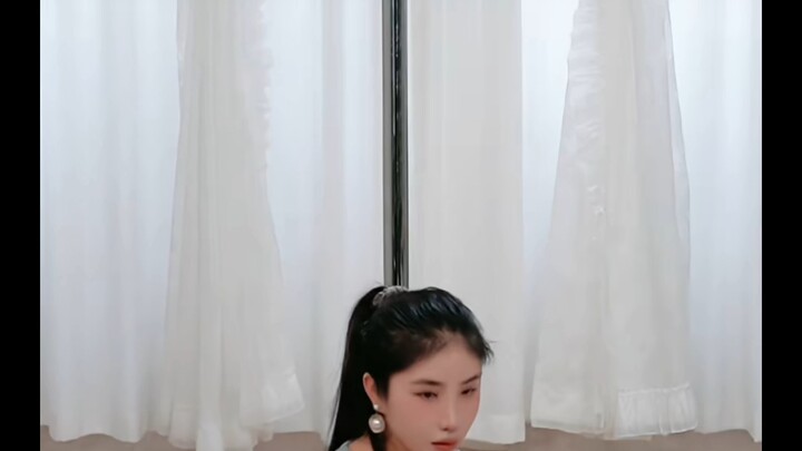 Kongwu’s Plain Gray Long Dress 2