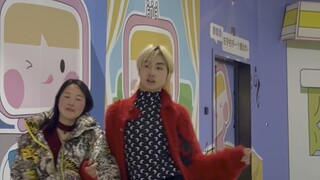 Mom suddenly dances vogue with me on the street? (If that happens, Mom wants another one!)