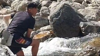 cast netting in Nepal | himalayan trout fishing with handmade cast net |