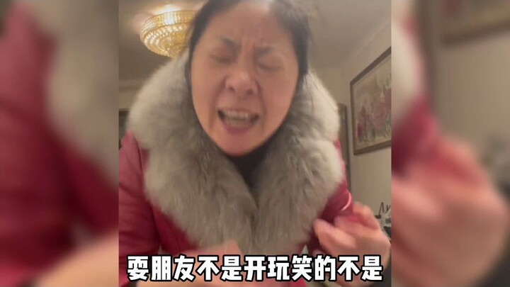 1. The ultimate “marriage-shaming” scene: Kid goes home for the New Year still single, and parents c